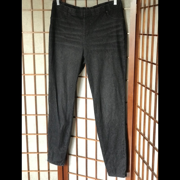 black jeggings jeans